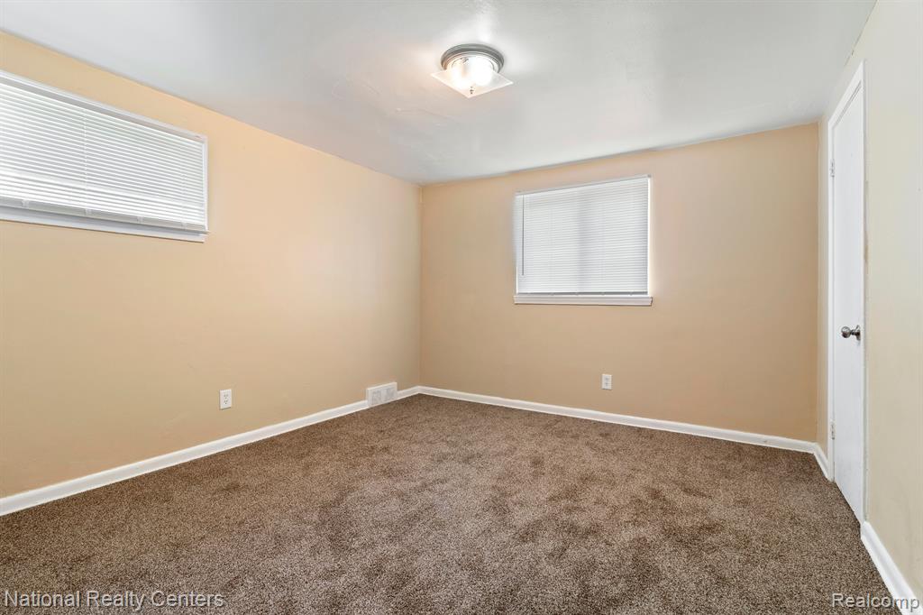 15391 APPOLINE Street, Detroit, MI 48227 — Photo 16