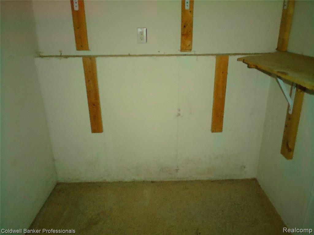 3225 Oakridge Drive, Highland, MI 48356 — Photo 16