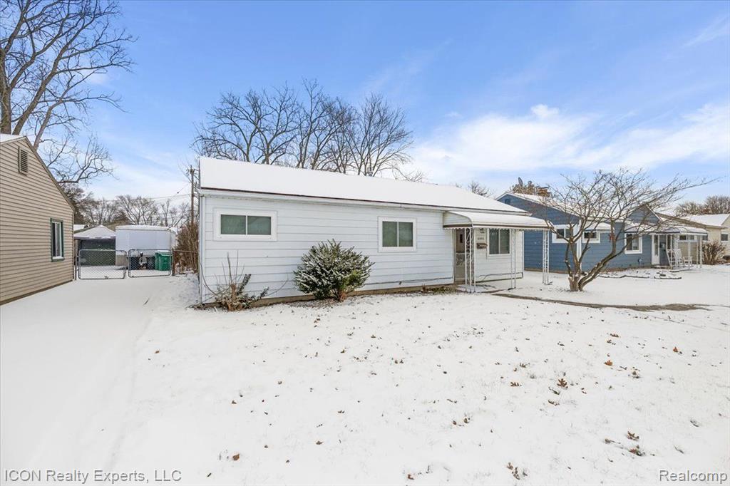 6306 GILMAN Street, Garden City, MI — Photo 3
