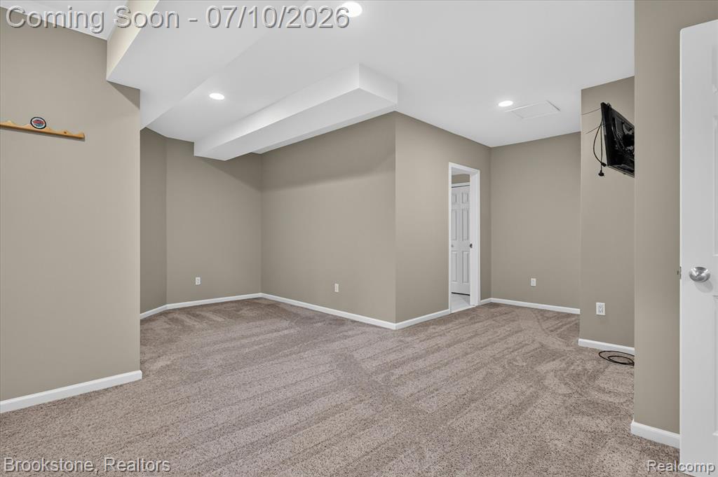 1330 Corey Cove, White Lake, MI 48383 — Photo 44