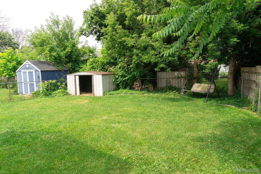 4410 Brunswick Avenue, Flint, MI 48507 — Photo 40