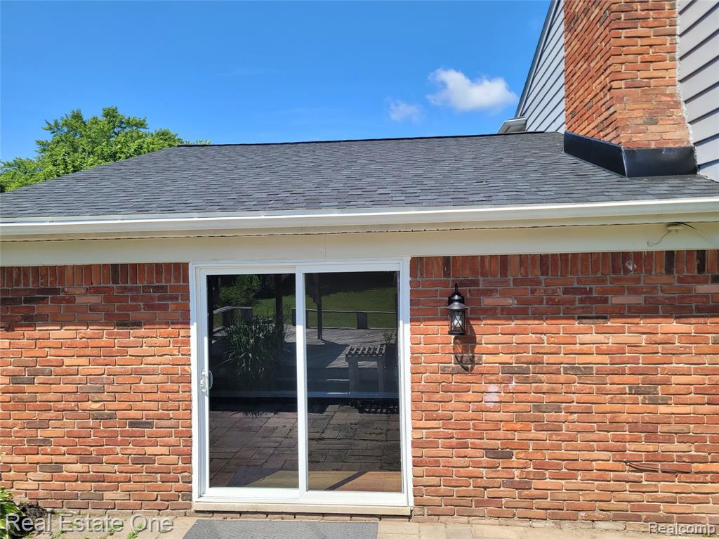 4212 Halkirk Drive, Waterford, MI 48329 — Photo 5