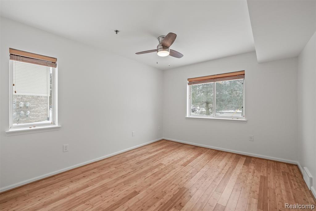 859 Brandon Avenue, Pontiac, MI 48340 — Photo 12