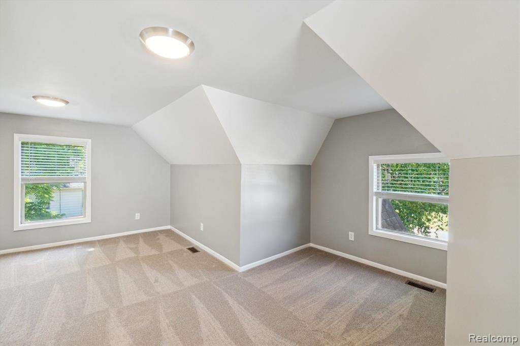 4235 RED ARROW Road, Flint, MI 48507 — Photo 21