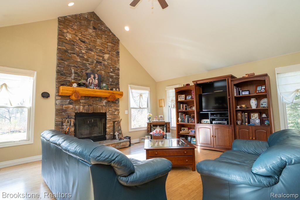 8786 COUNTRY MANOR Drive, Bruce, MI 48065 — Photo 14