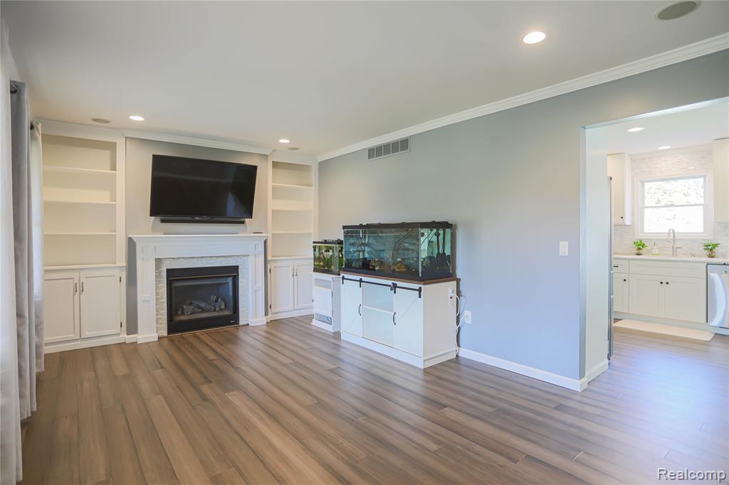 5230 Robinwood Drive, Clyde, MI 48049 — Photo 15