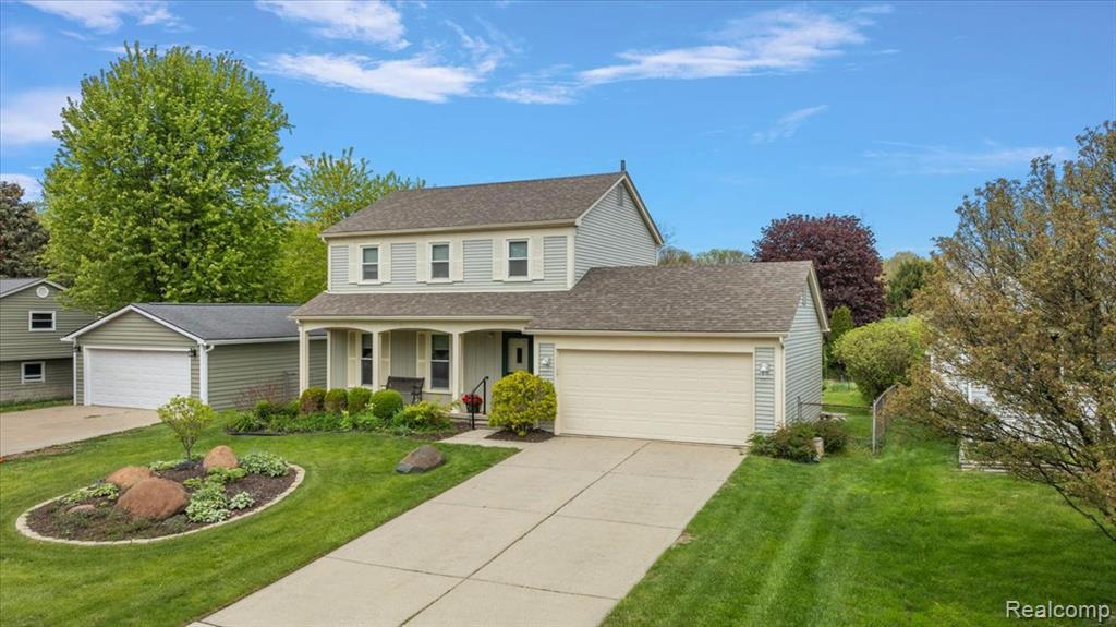 2832 Warrior Drive, Wixom, MI 48393 — Photo 4