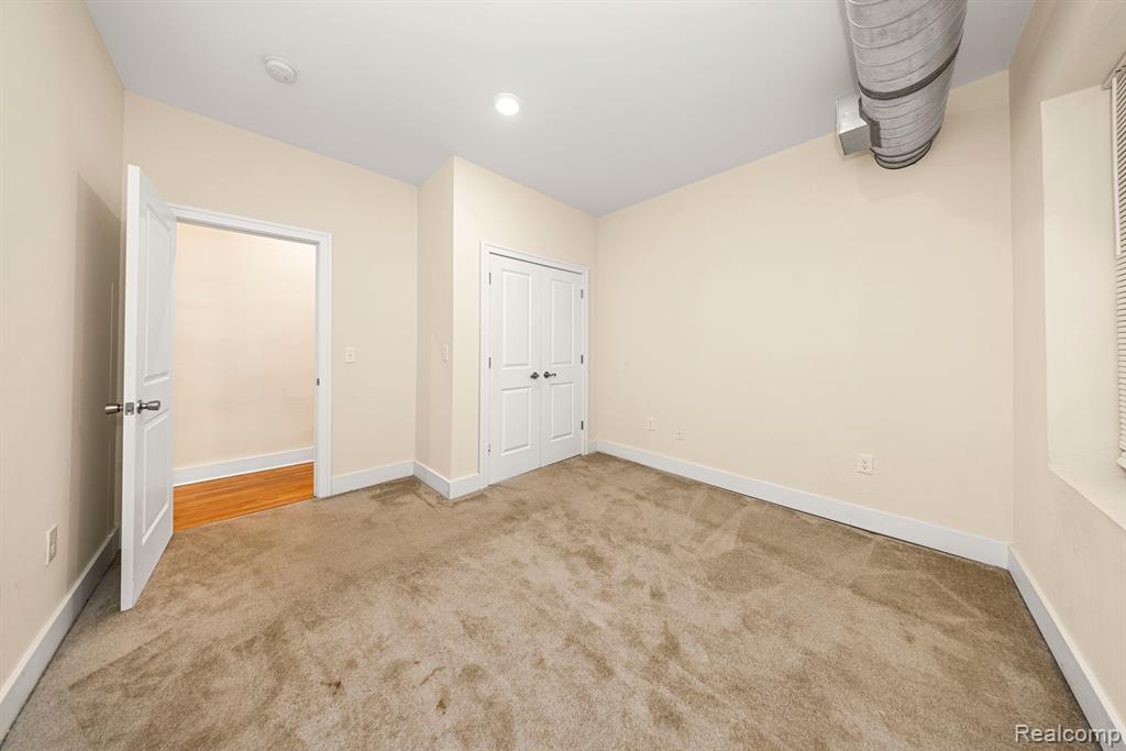 524 E Kirby Street, Detroit, MI 48202 — Photo 15