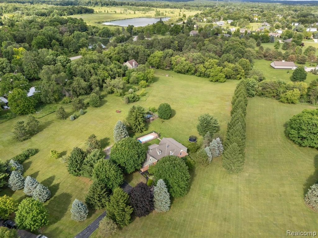 5010 Mallards Landing, Highland, MI — Photo 37