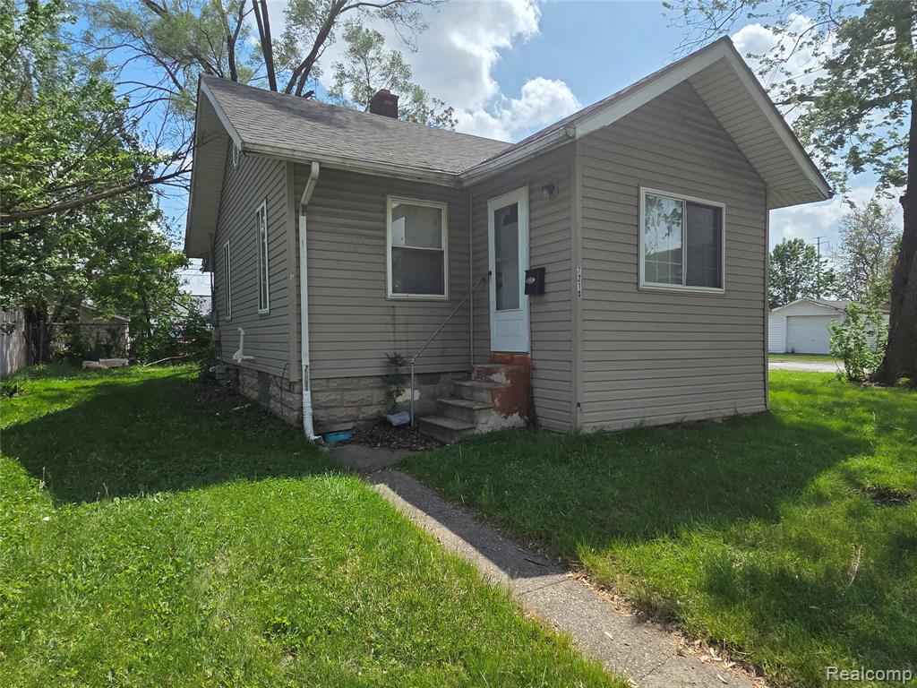 7210 Rivard Avenue, Warren, MI 48091