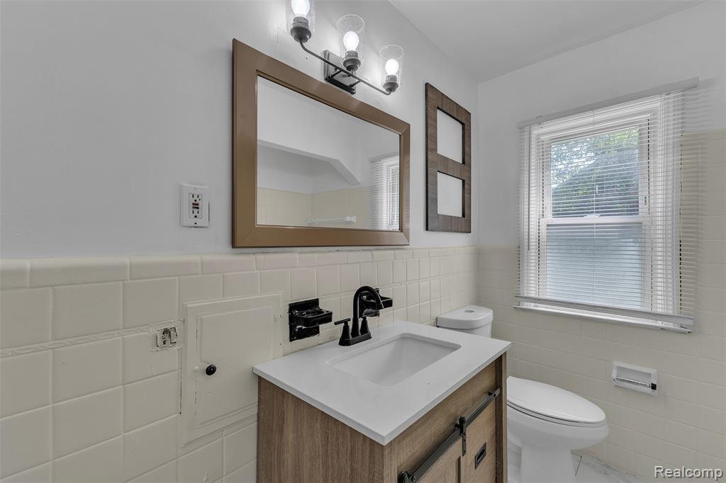 8310 Sirron Street, Detroit, MI 48234 — Photo 25