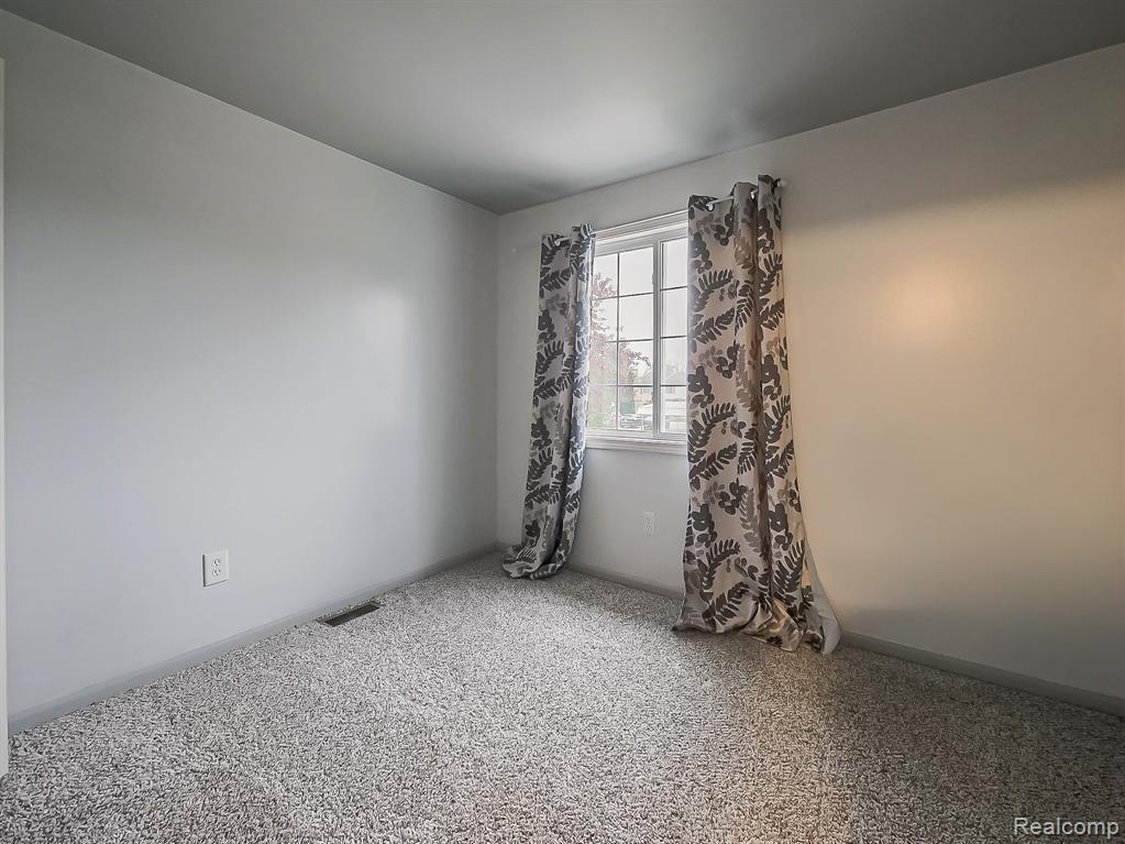 16513 Terrace Village Drive, Taylor, MI 48180 — Photo 24