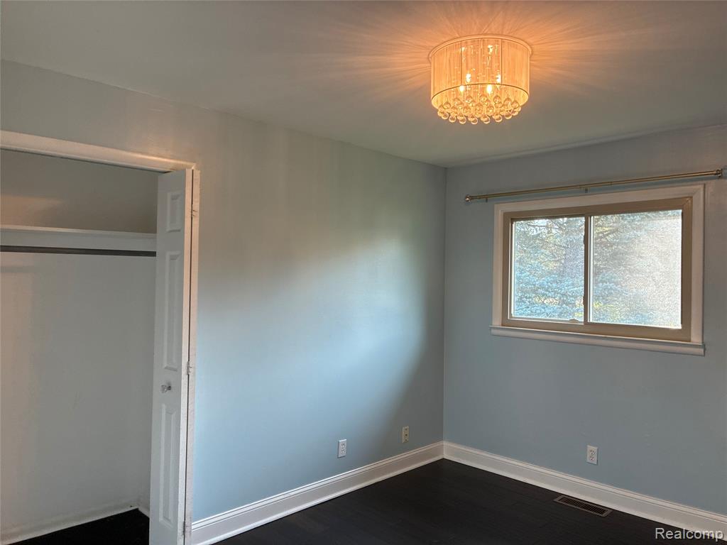 116 Surrey Road, Saint Louis, MI 48880 — Photo 21