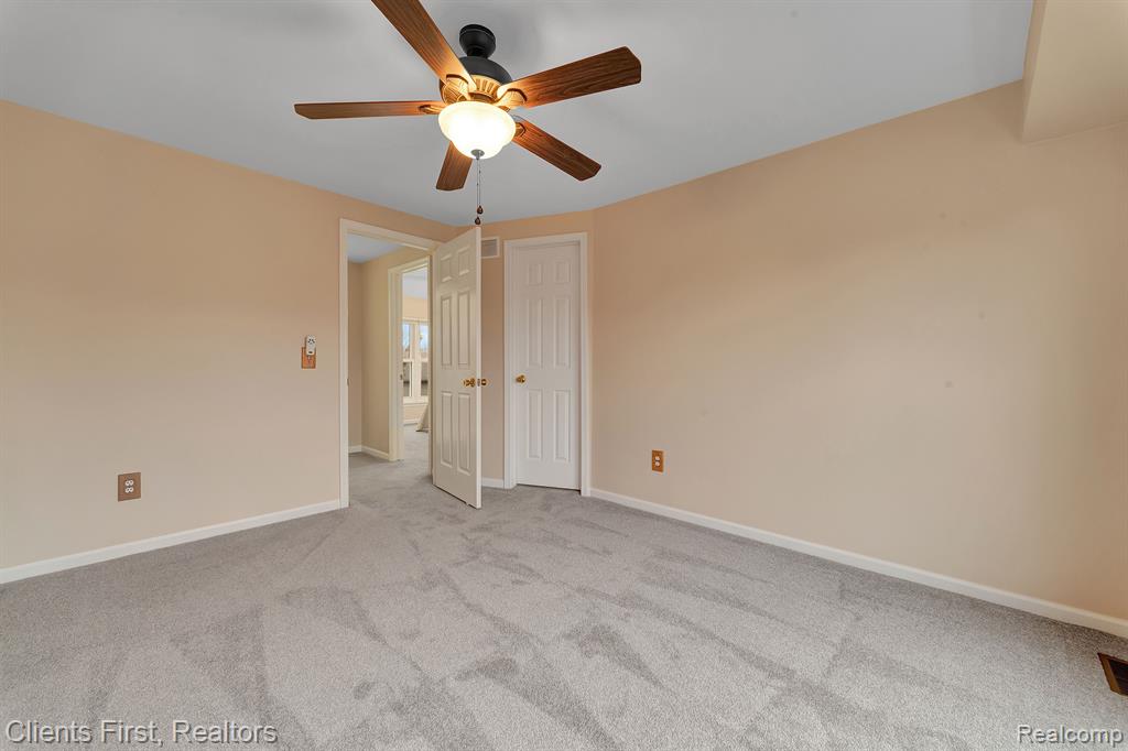 46657 GUNNERY Drive, Canton, MI 48187 — Photo 30