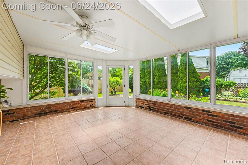 5997 Marble Drive, Troy, MI 48085 — Photo 21