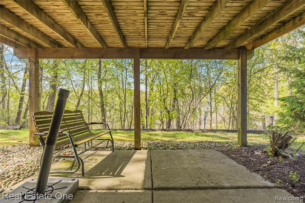 5000 Mirror Lake Court, 19, West Bloomfield, MI 48323 — Photo 57