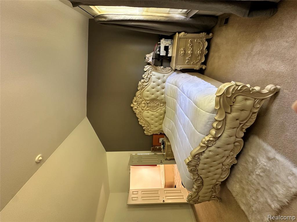 7383 Tottenham, Utica, MI 48317 — Photo 23