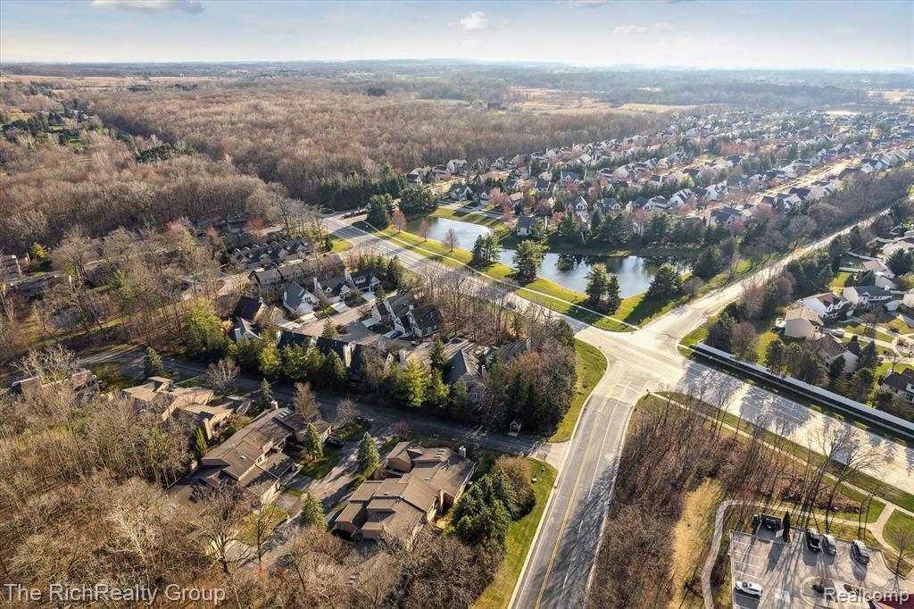 415 Sommerset Court, Ann Arbor, MI 48103 — Photo 45