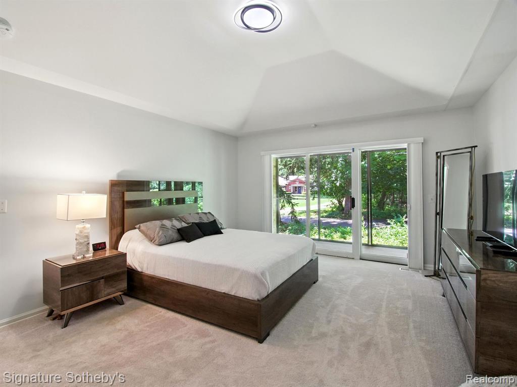 32326 Spruce Lane, Beverly Hills, MI 48025 — Photo 15