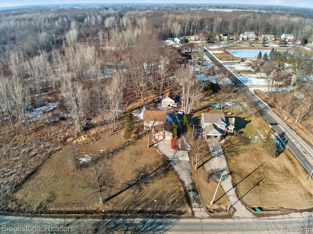 1980 Oakville Waltz Road, New Boston, MI 48164 — Photo 37