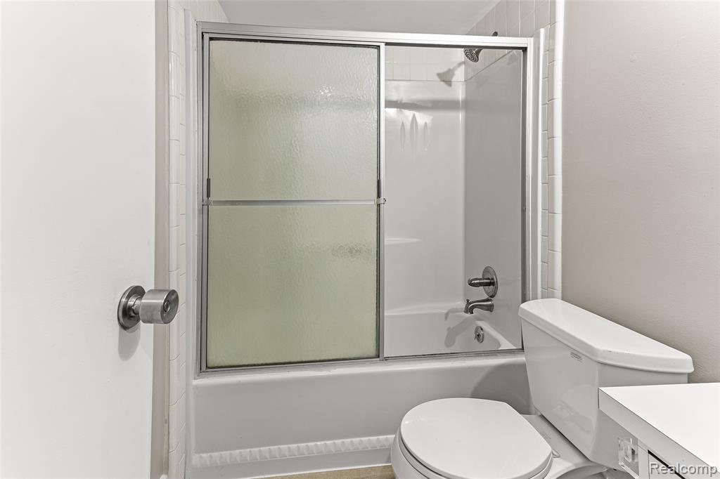 5317 Fairway Lane, West Bloomfield, MI 48323 — Photo 36