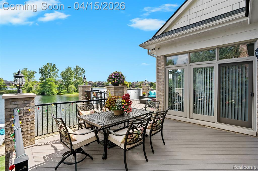 49265 Parkshore Court, Northville, MI 48168 — Photo 33