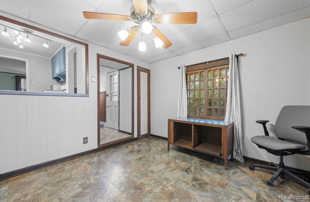 9235 Whitall Lane, Grosse Ile, MI 48138 — Photo 9
