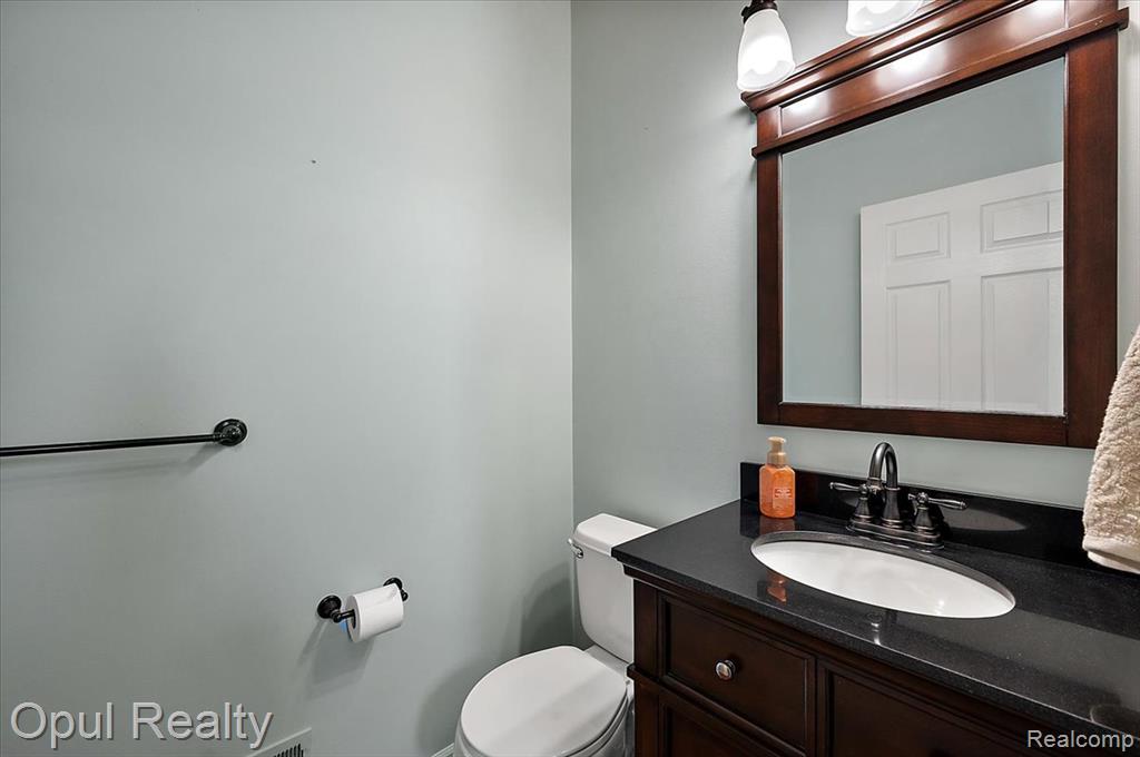 1978 Frances Way, Ypsilanti, MI 48198 — Photo 8