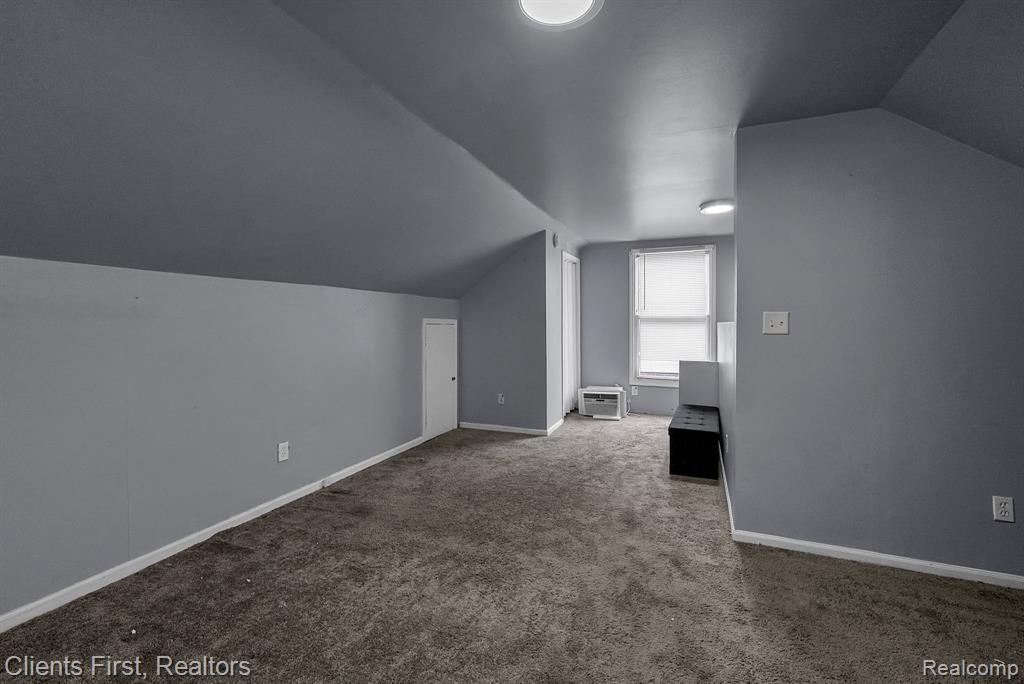 8258 Meyers Road, Detroit, MI 48228 — Photo 19