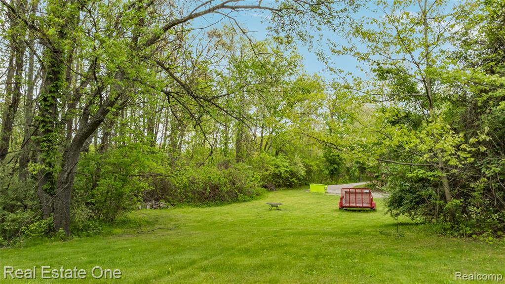 7217 SASHABAW Road, Clarkston, MI 48348 — Photo 44