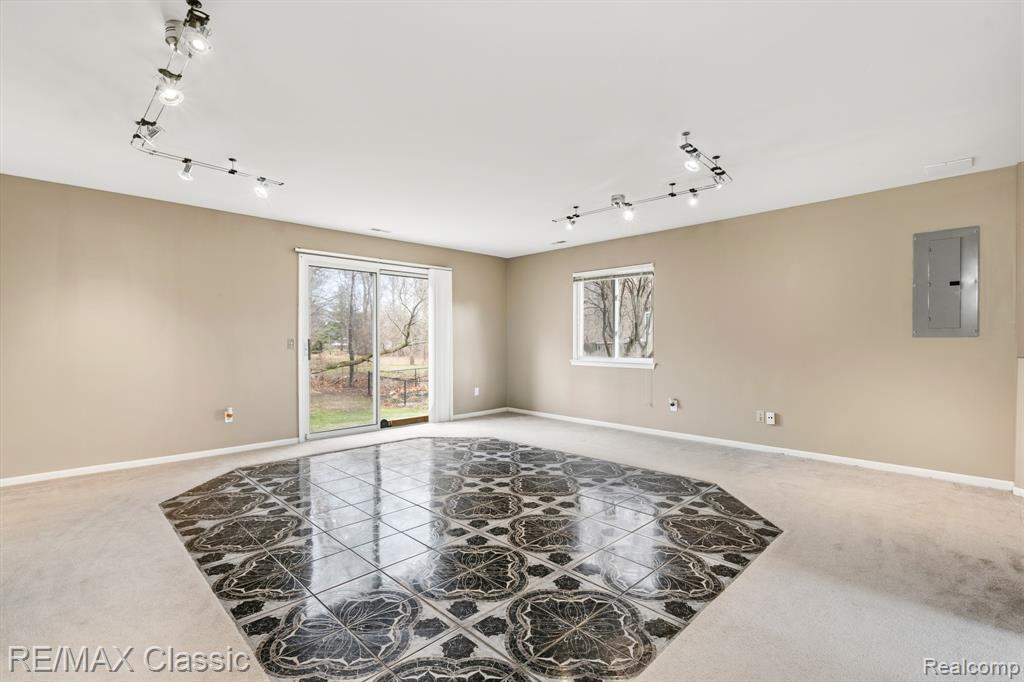 7165 Amanda Drive, Van Buren, MI 48111 — Photo 34