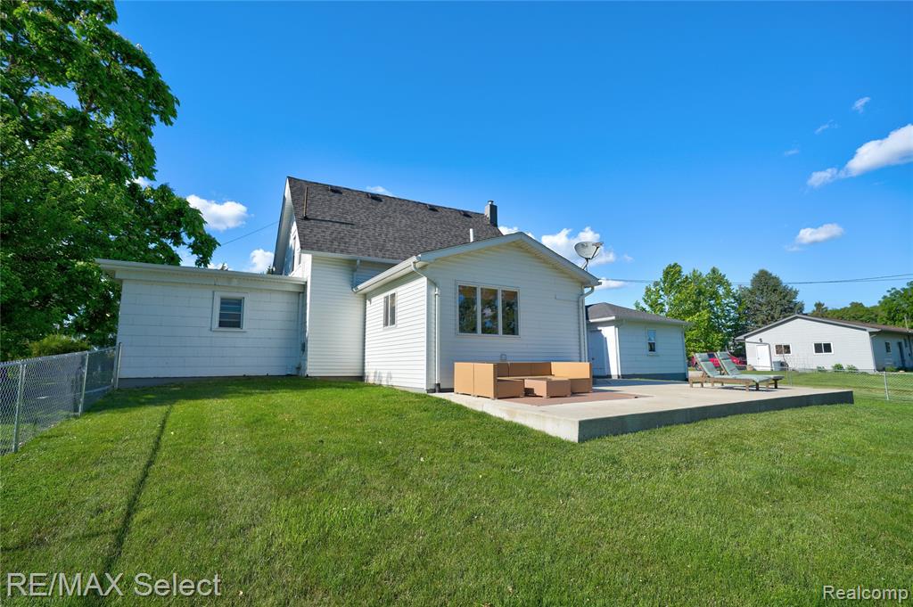 10469 W PIERSON Road, Flushing, MI 48433 — Photo 12