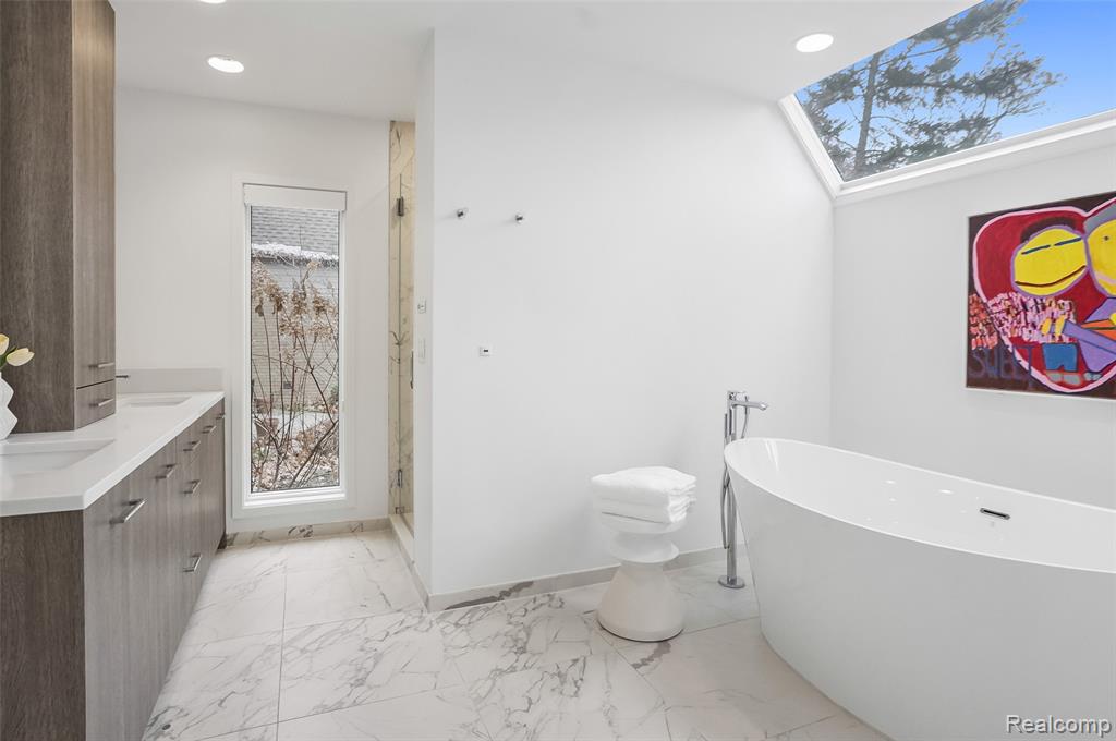 4766 Overton Cove, Bloomfield Hills, MI 48302 — Photo 33