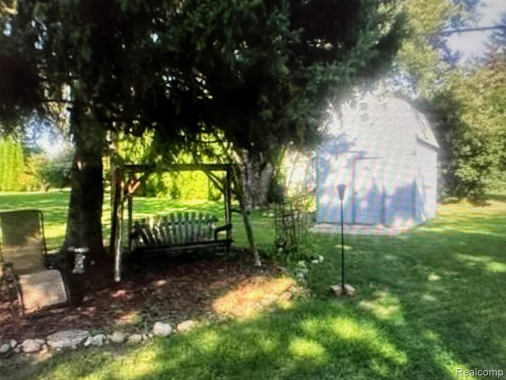 44180 Stassen Avenue, Novi, MI — Photo 3