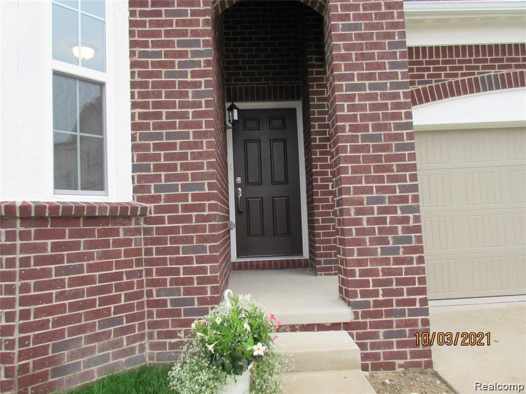 626 BACKSHORE Drive, Canton, MI 48187 — Photo 5