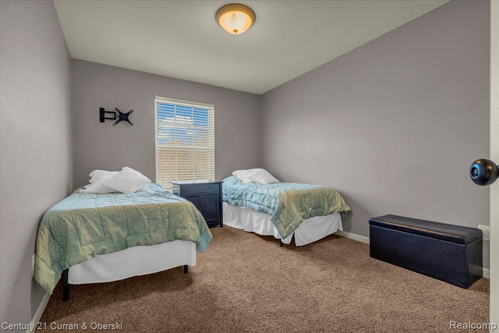 33997 Brownswood Blvd, Rockwood, MI — Photo 25