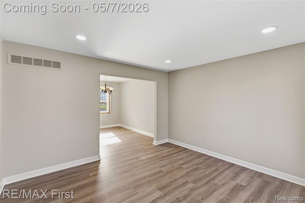 1800 Hillman Drive, Troy, MI 48083 — Photo 7