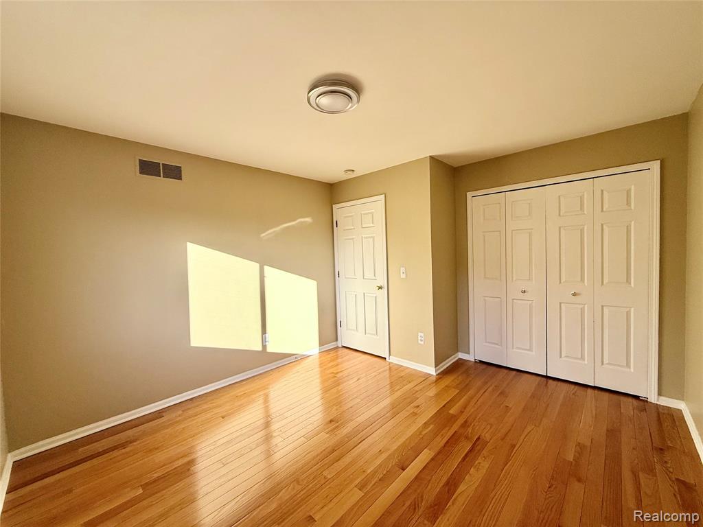 44000 Settlers Creek Court, Novi, MI — Photo 14
