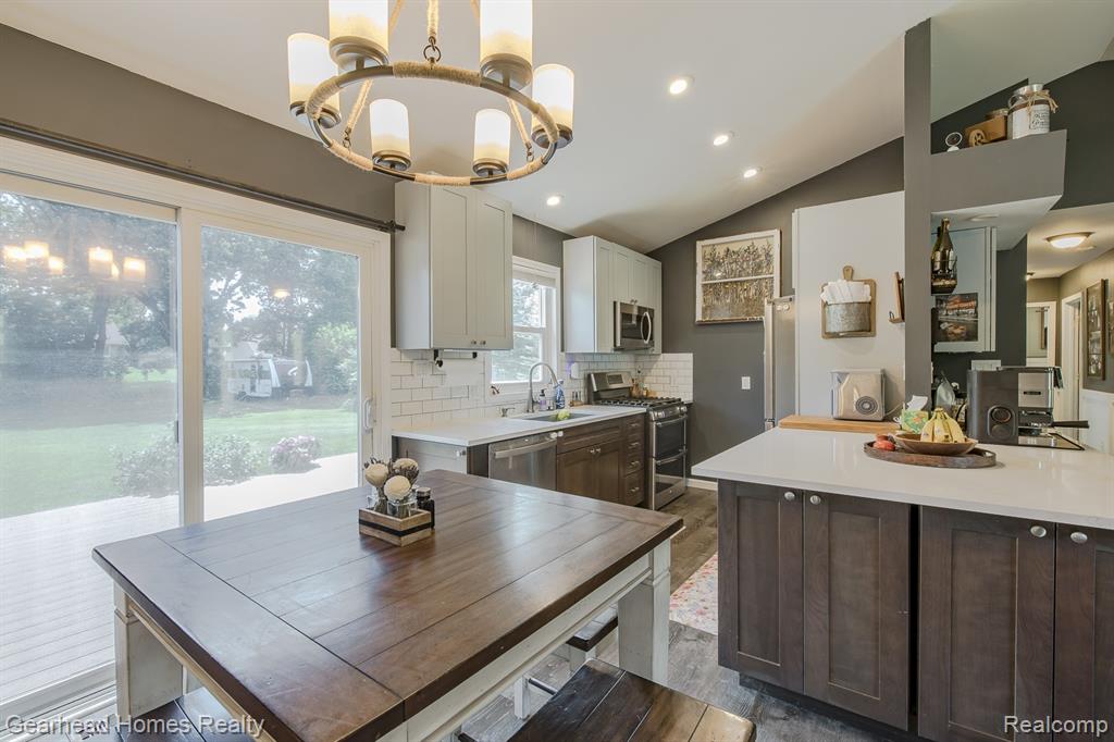 4710 Desert Bridge Court, Highland, MI 48356 — Photo 15