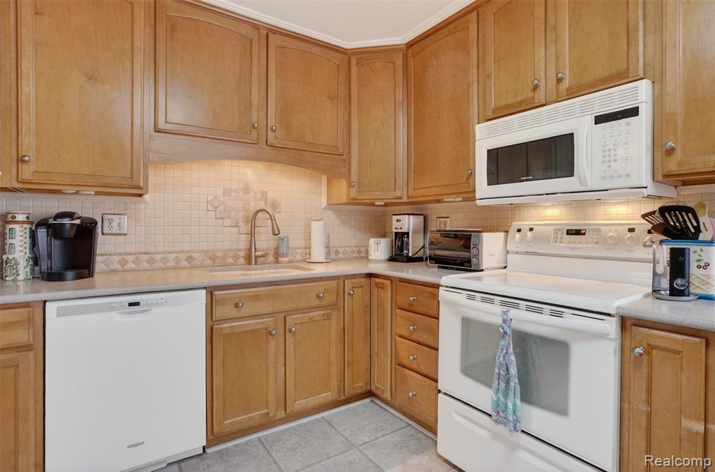 33604 Alvin Street, Garden City, MI — Photo 6