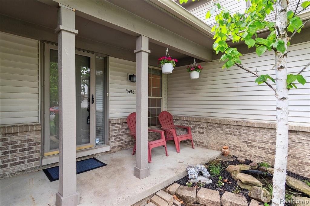 5496 MICHAEL Drive, Ypsilanti, MI 48197 — Photo 6