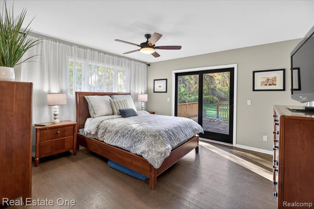 693 Knibbe Road, Lake Orion, MI 48362 — Photo 48