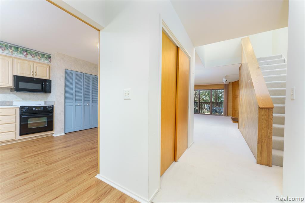 2155 Pauline Court, Ann Arbor, MI 48103 — Photo 6