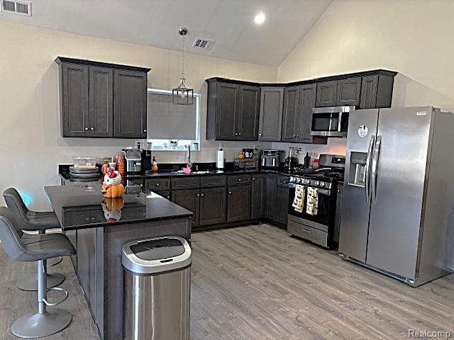 21230 Vreeland Road, Woodhaven, MI 48183 — Photo 6