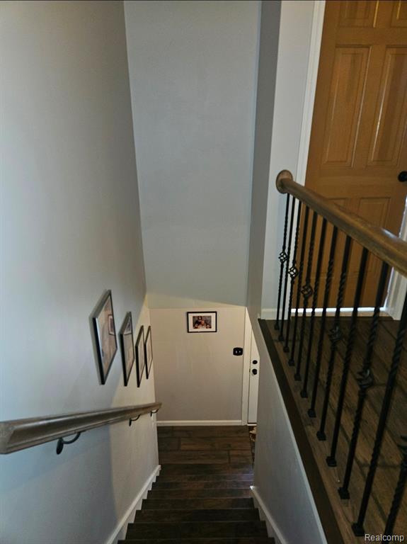5244 Applewood Drive, Flushing, MI 48433 — Photo 15