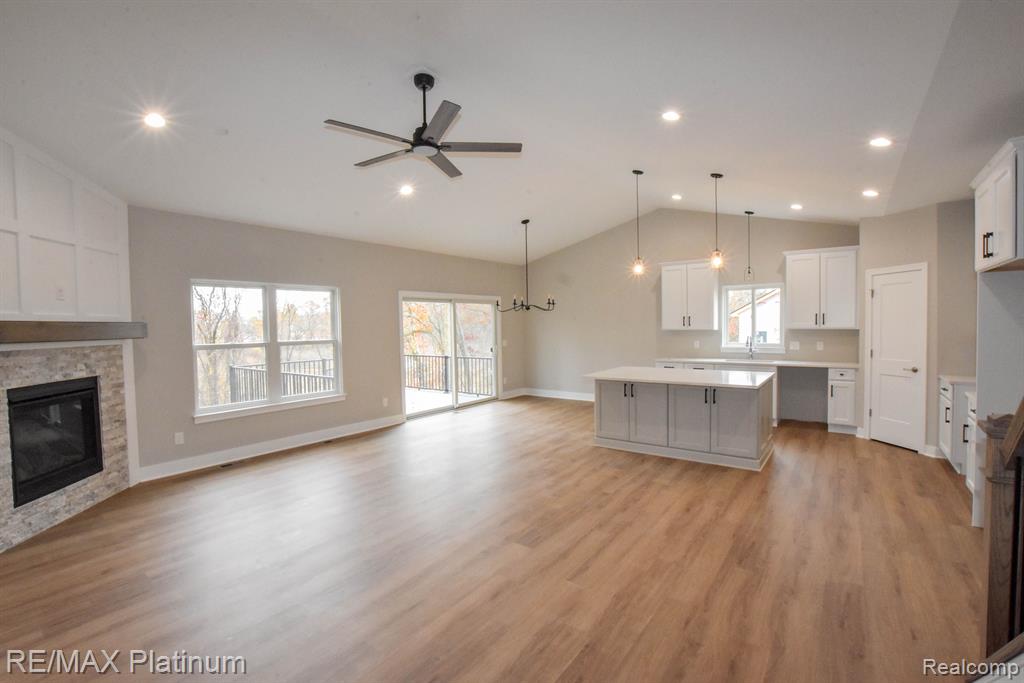 4580 STILLMEADOW Drive, Howell, MI 48843 — Photo 14