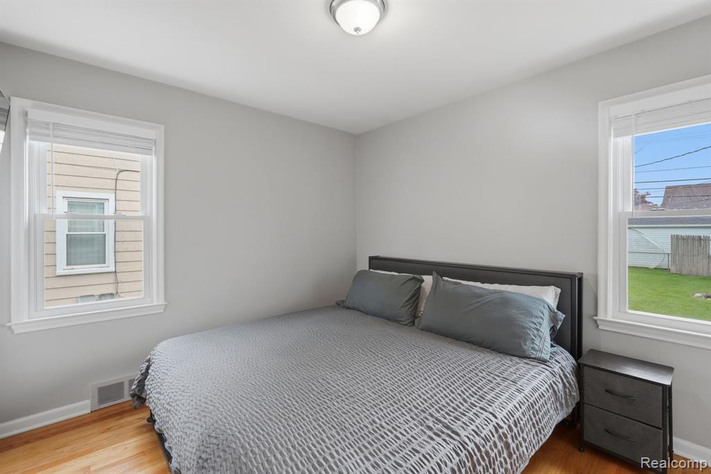 22440 California Street, Saint Clair Shores, MI 48080 — Photo 9
