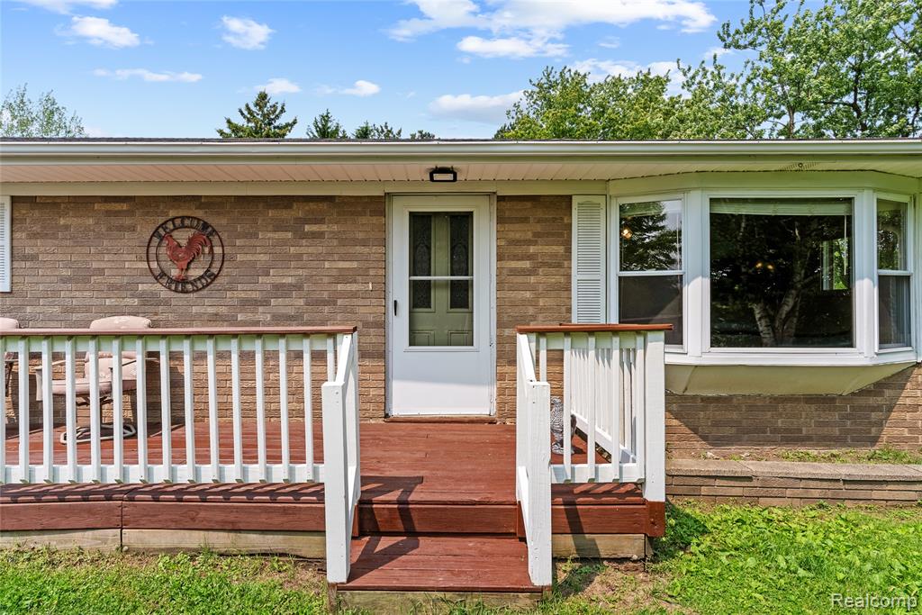 7284 Fostoria Road, Mayville Vlg, MI 48744 — Photo 5