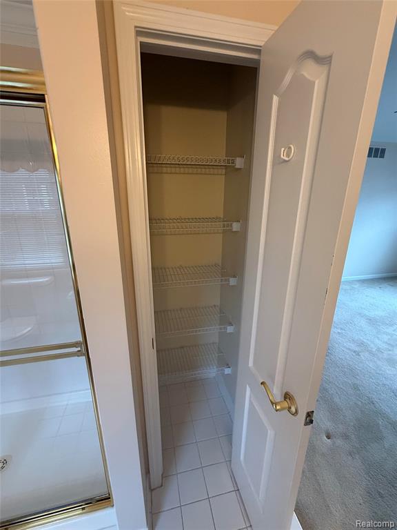 21629 Knights Lane, Trenton, MI 48183 — Photo 18