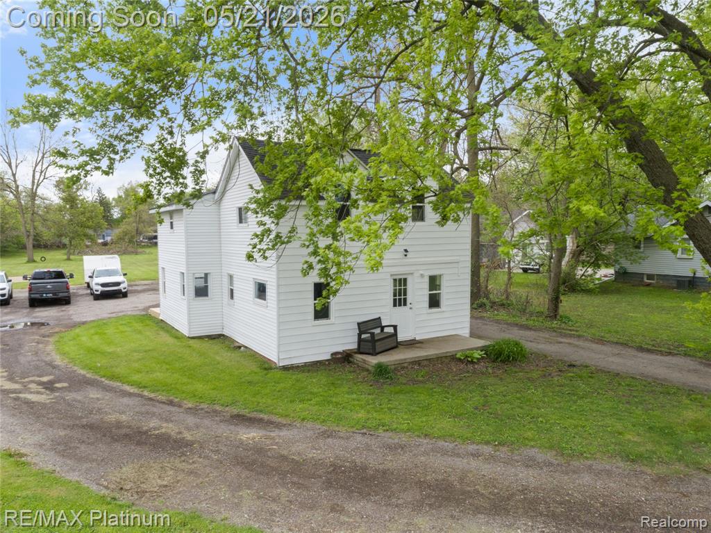 6116 Lapeer Road, Burton, MI 48509 — Photo 2
